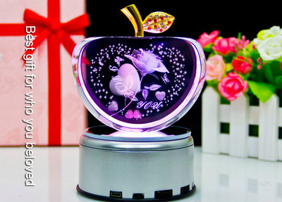 【水晶蘋果造型擺件 一生平安 平安夜禮品 k9料制作】價格,廠家,圖片,水晶工藝品,徐必錢(個體經(jīng)營)-